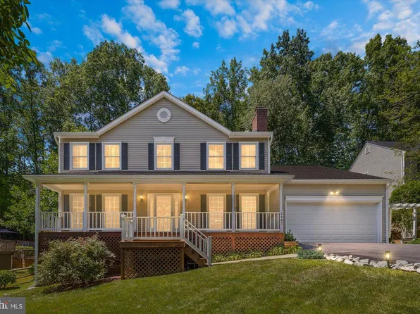 2407 Harpoon Dr, Stafford, VA 22554