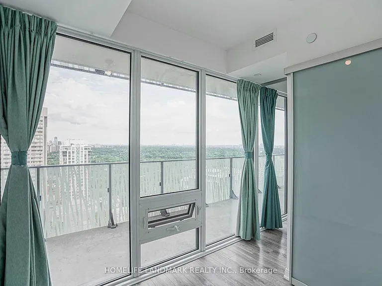 42 Charles St E #3209 — Photo 19