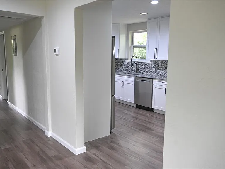 509 Herchel Dr — Photo 13