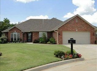 1708 Spruce Cir, Shawnee, OK 74804