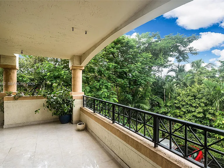 1834 Brickell Ave #33 — Photo 20