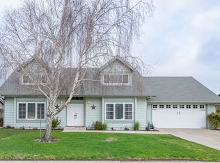 561 Lindeman Ln, Santa Maria, CA 93454