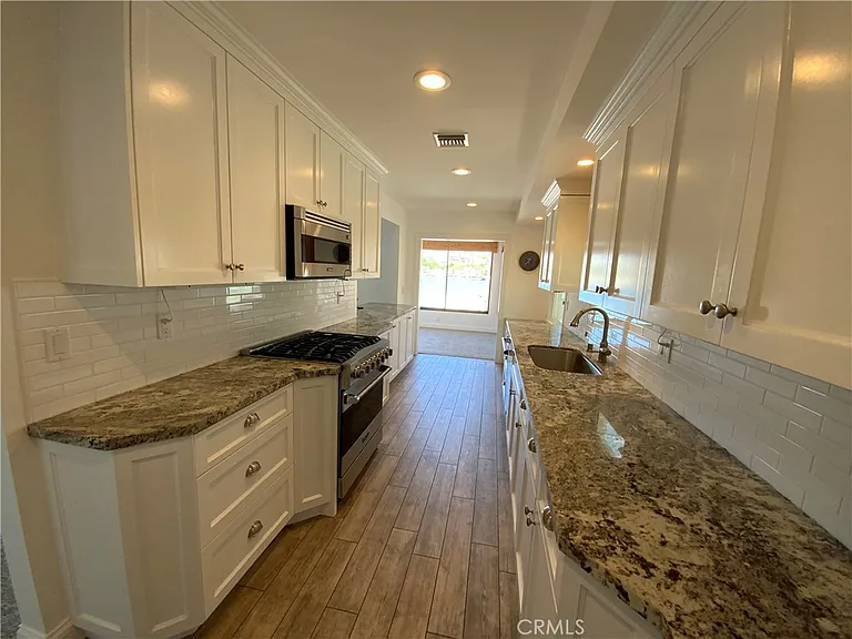 2137 Channel Rd — Photo 7