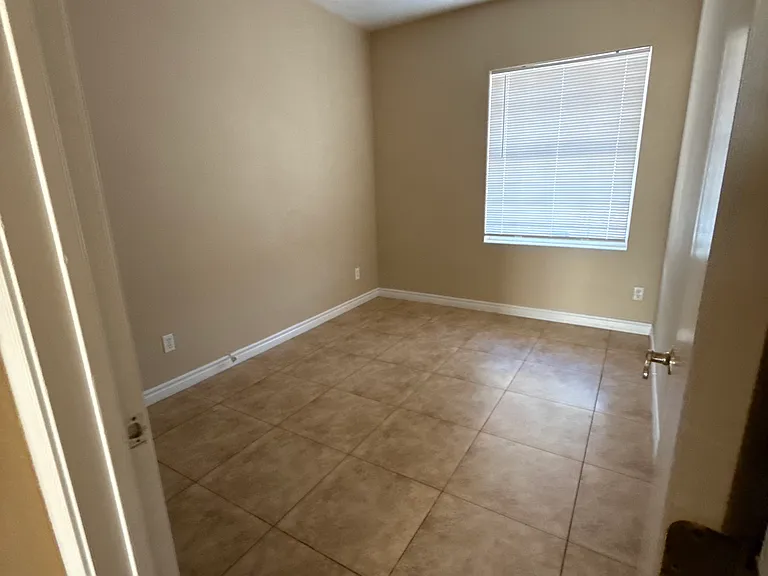 Dusty Cowboy Cir — Photo 11