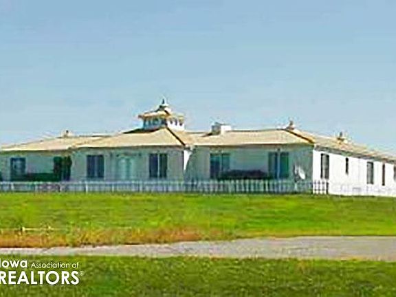 3rd image of 2000 Mansion Dr