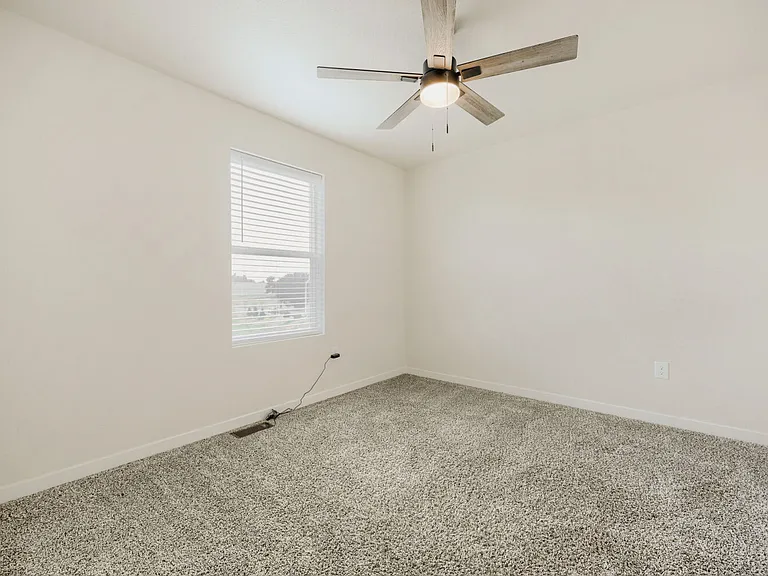 9762 Treasurevault Trl — Photo 17