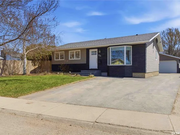 134 Russell ROAD, Saskatoon, SK S7K 5S9