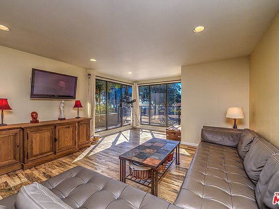 3rd image of 833 Ocean Ave APT 106