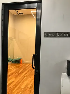 Rented by City Vista Inc | media 20