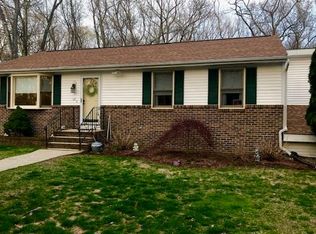 30 Julien St, Smithfield, RI 02917