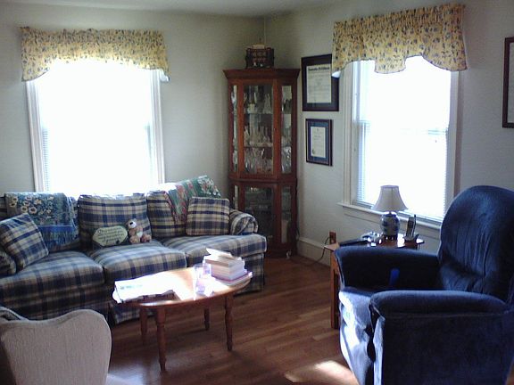 3rd image of 20 Highland Ave