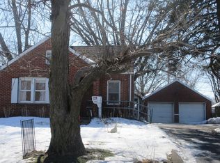 1203 W 2nd St, Rock Falls, IL 61071