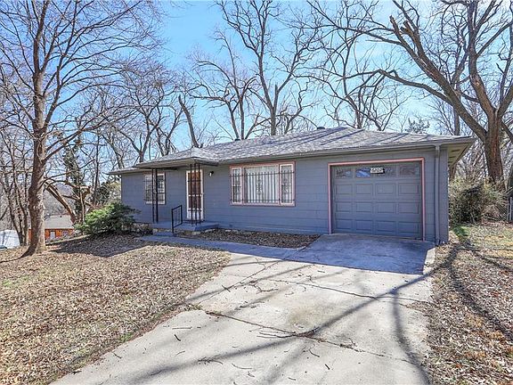 2nd image of 6207 Arcadia Ave
