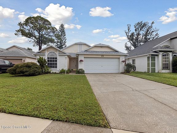 3rd image of 1323 Cypress Bend Cir