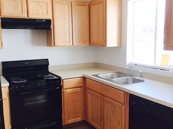 3rd image of 703 N Corbin Rd Unit 201