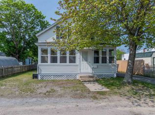 3 Edwards St, Nashua, NH 03060