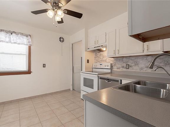 5th image of 3403 Liggett Dr