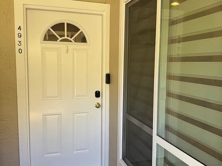 4930 Poplar Ter #4930 — Photo 7