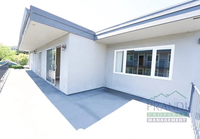 615 B St #3 — Photo 11
