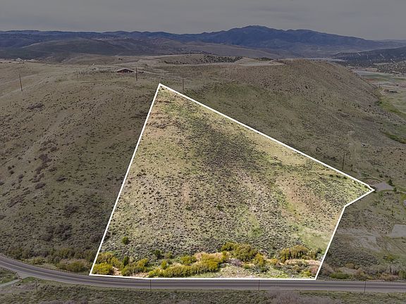 3rd image of 6325 N Elk Ridge Rd
