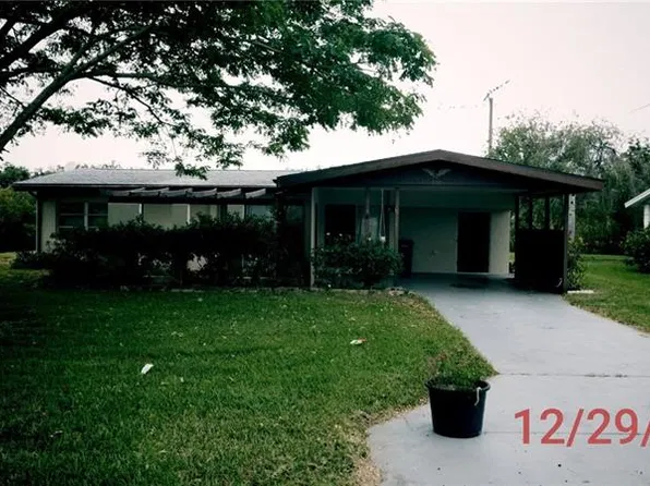 350 Willow Ln, Ellenton, FL 34222