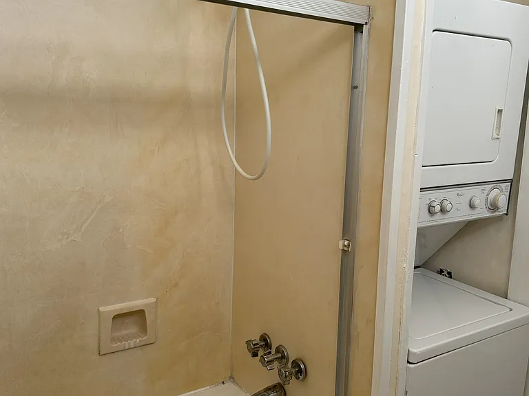 Bathroom with washer/dryer