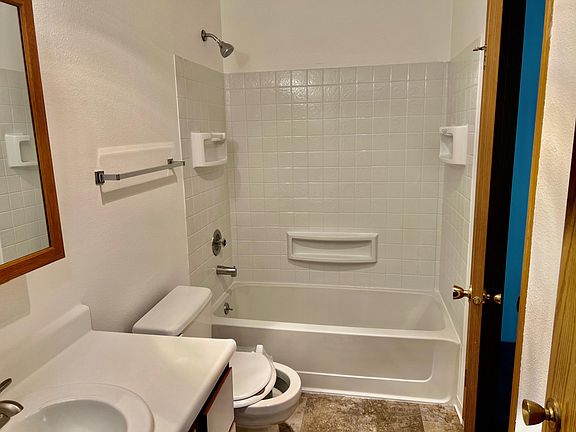3rd image of 525 11th St NW #C1
