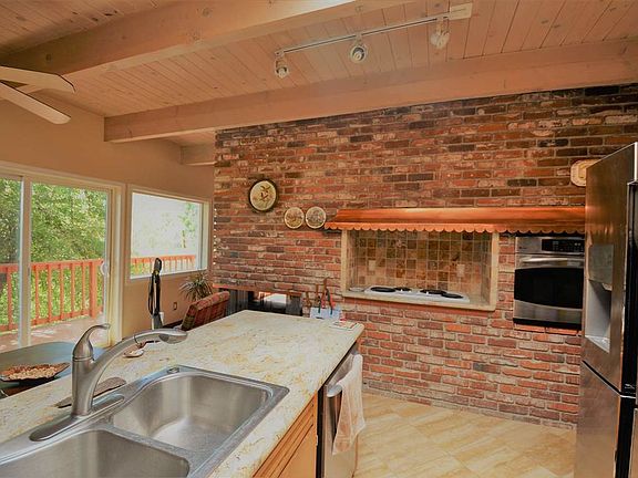 5th image of 3150 Markridge Dr