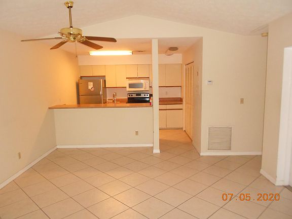 4th image of 2906 SW Port Street Lucie Blvd