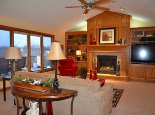 706 N South Ct, Indianola, IA 50125