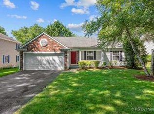 508 Ridgewood Dr, Cary, IL 60013