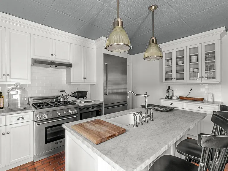 62 Jennings Ave — Photo 8