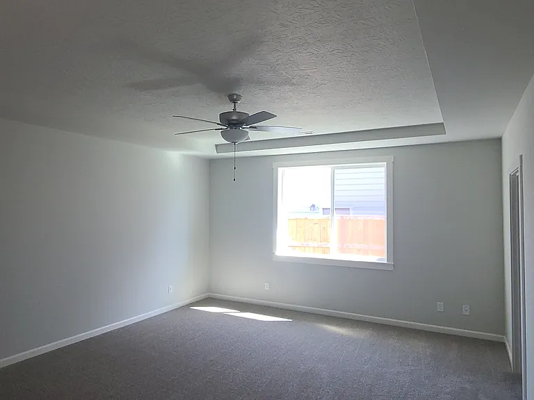 384 S 8th St — Photo 10