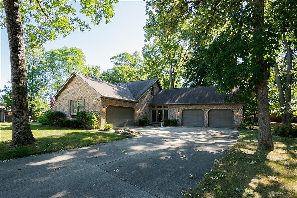 720 Sycamore Ct, Tipp City, OH 45371 MLS 889837 Zillow