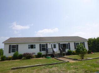 3526 Heads Church Rd, Cedar Hill, TN 37032