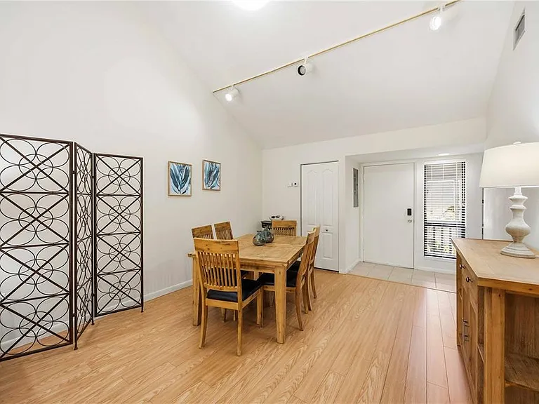 1626 Brookhouse Dr #235 — Photo 9
