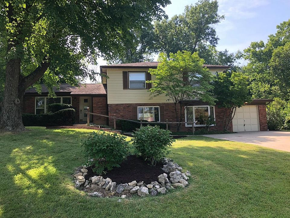 1st image of 9541 Creekside Dr