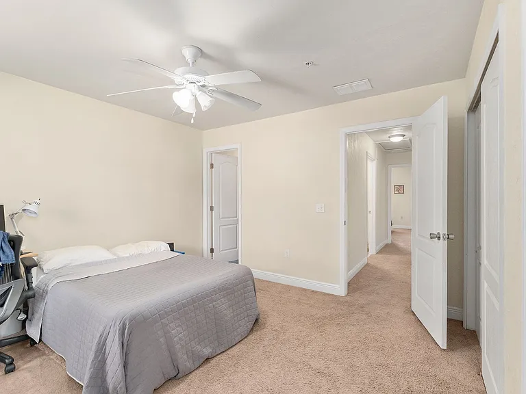 2980 SW 35th Pl #101 — Photo 14