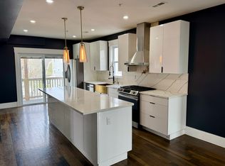 567 Park St APT 3, Boston, MA 02124