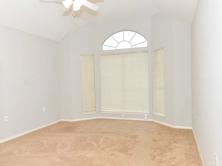 314 Scotch Rose Ln — Photo 24