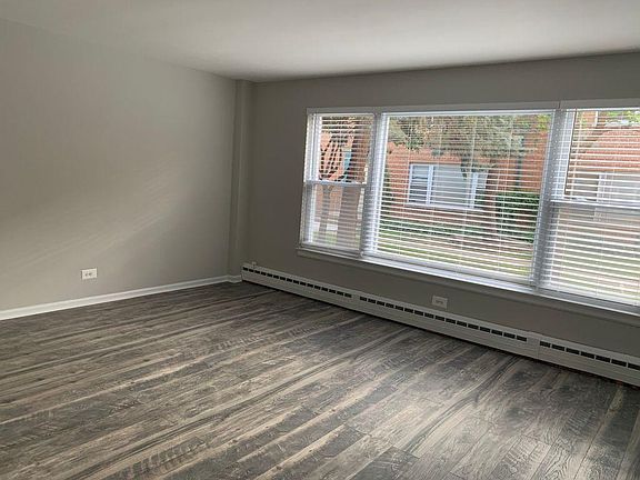 2nd image of 2100 W Farragut Ave #2110H2
