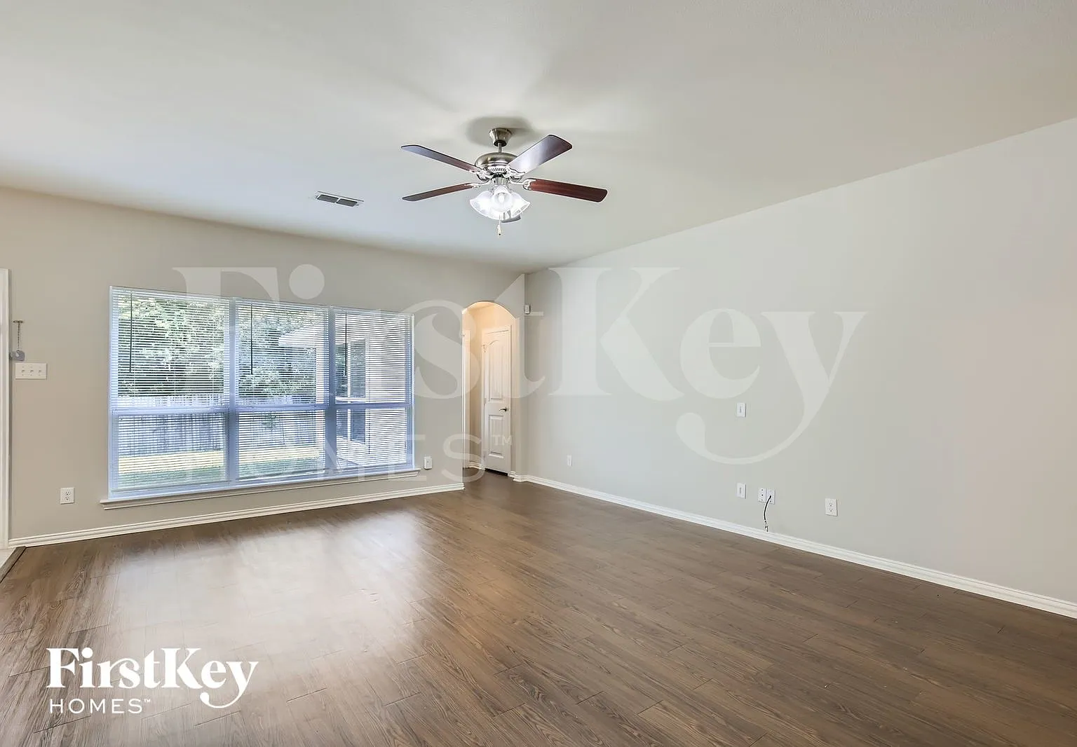 4 bed, 2.0 bath, 1680 sqft, $1,680 — Photo 4