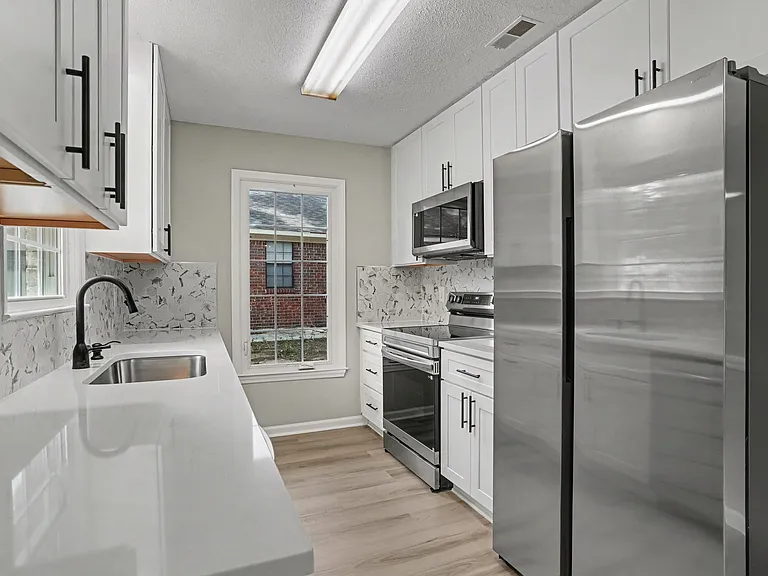 522 Temple Rd — Photo 11