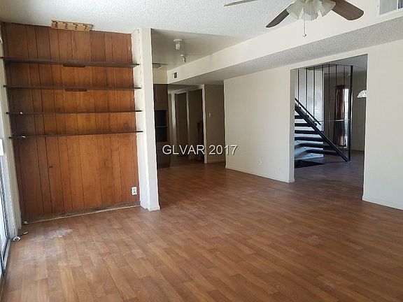 4th image of 3928 Sorrento Way