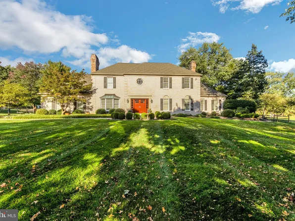 1233 Forest Hill Dr, Lower Gwynedd, PA 19002