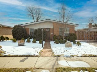 8529 W Normal Ave, Niles, IL 60714