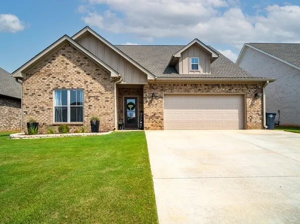 427 Zoey Grace Dr, Rogersville, AL 35652