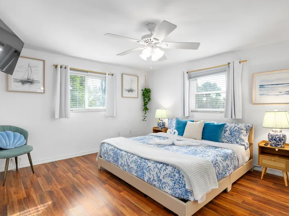 727 47th St W, Palmetto, FL 34221