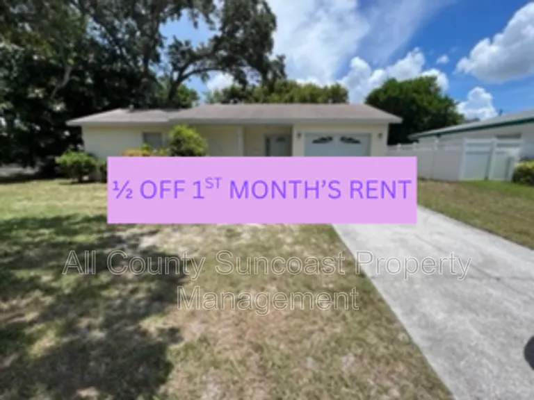 2925 Pinellas Point Dr S — Photo 1