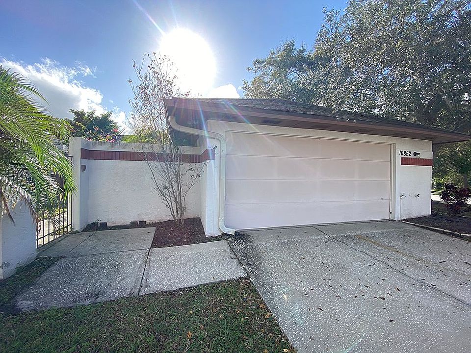 1st image of 10852 Venice Cir